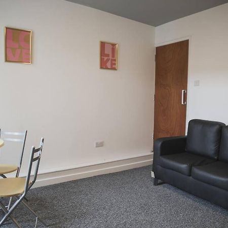 Leicester City House Apartment Bagian luar foto